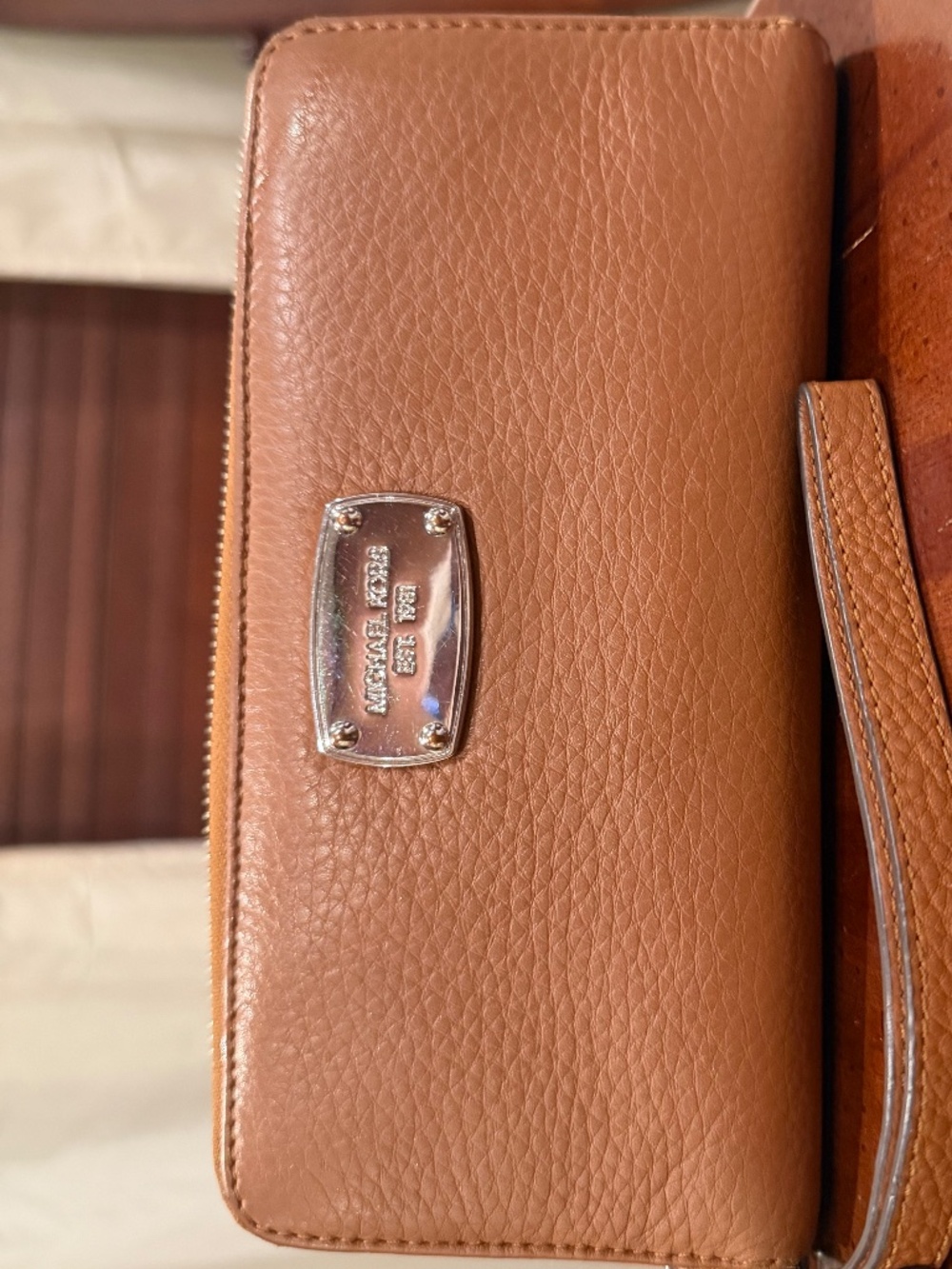 MK WRISTLET